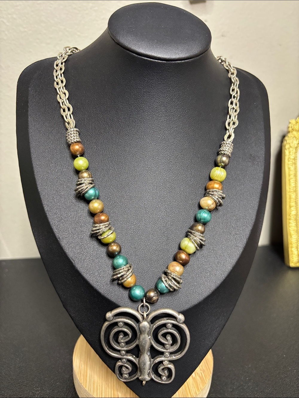 Vintage Colorful Pearl Silver Tone Butterfly Chain Beaded Necklace